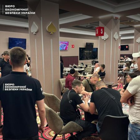 БЕБ викрило мережу підпільних покер-клубів у Києві та Одесі